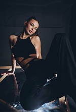 Ukrainian mail order bride Diana from Kryvyi Rih with brunette hair and blue eye color - image 6