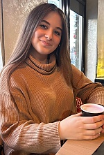 Ukrainian mail order bride Diana from Cherkasy with light brown hair and blue eye color - image 2