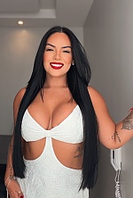 Ukrainian mail order bride Larissa from Manaus with black hair and black eye color - image 12