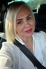 Ukrainian mail order bride Albina from Novi Sad with blonde hair and brown eye color - image 9