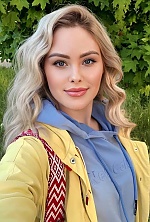 Ukrainian mail order bride Victoria from Kyiv with blonde hair and blue eye color - image 4