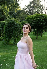 Ukrainian mail order bride Daryna from Kyiv with light brown hair and green eye color - image 6