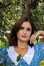 Ukrainian mail order bride Daryna from Kyiv with light brown hair and green eye color - image 5