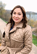 Ukrainian mail order bride Vira from Mykolaiv with light brown hair and grey eye color - image 8