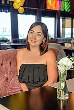 Ukrainian mail order bride Vira from Mykolaiv with light brown hair and grey eye color - image 7