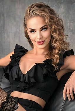Nina, 34 y.o. from Chisinau, Moldova