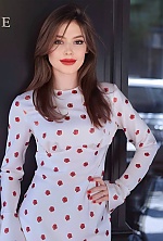 Ukrainian mail order bride Tamara from Kyiv with light brown hair and brown eye color - image 6