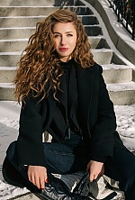 Ukrainian mail order bride Ivanna from Kyiv with light brown hair and green eye color - image 7