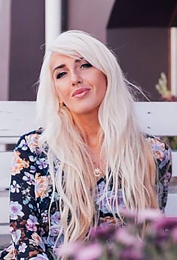 Vladlena, 41 y.o. from Los Angeles, United States