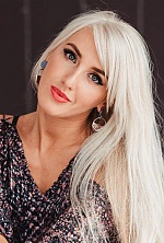 Ukrainian mail order bride Vladlena from Los Angeles with blonde hair and grey eye color - image 14