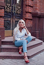 Ukrainian mail order bride Vladlena from Los Angeles with blonde hair and grey eye color - image 10