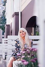 Ukrainian mail order bride Vladlena from Los Angeles with blonde hair and grey eye color - image 9