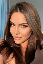 Ukrainian mail order bride Olena from Kyiv with light brown hair and brown eye color - image 3