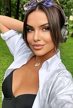 Ukrainian mail order bride Olena from Kyiv with light brown hair and brown eye color - image 8