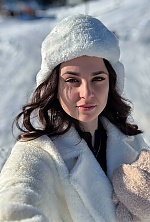 Ukrainian mail order bride Kristina from Odesa with brunette hair and green eye color - image 6