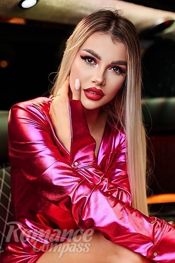 Ukrainian mail order bride Viktoriia from Kiyiv with blonde hair and brown eye color - image 1