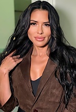 Ukrainian mail order bride Yarina from Lviv with black hair and brown eye color - image 2