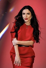 Ukrainian mail order bride Yarina from Lviv with black hair and brown eye color - image 3
