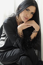 Ukrainian mail order bride Yarina from Lviv with black hair and brown eye color - image 7