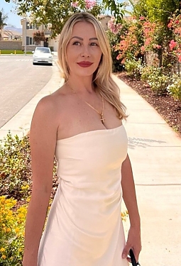 Yulia, 53 y.o. from Los Angeles, United States