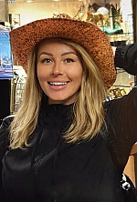 Ukrainian mail order bride Yulia from Los Angeles with blonde hair and grey eye color - image 2