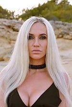 Ukrainian mail order bride Iryna from Mersin with blonde hair and grey eye color - image 4