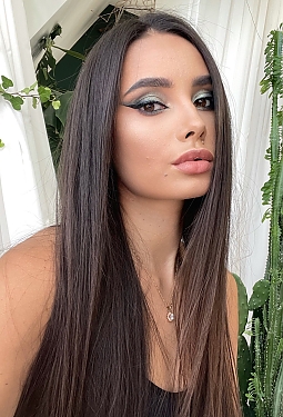 Yana, 34 y.o. from Zaporizhzhya, Ukraine