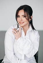 Ukrainian mail order bride Nataliia from Kiyiv with black hair and blue eye color - image 4