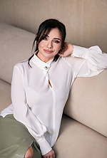 Ukrainian mail order bride Nataliia from Kiyiv with black hair and blue eye color - image 2