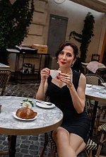 Ukrainian mail order bride Iryna from Gualdo Tadino with brunette hair and brown eye color - image 4