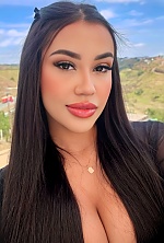 Ukrainian mail order bride Larissa from S&atilde;o Paulo with brunette hair and brown eye color - image 9