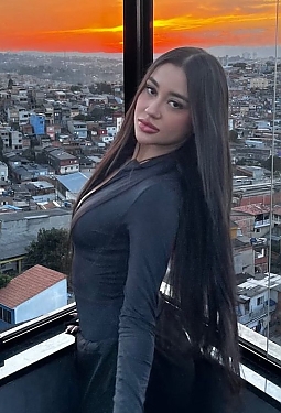 Larissa, 23 y.o. from S&atilde;o Paulo, Brazil