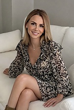 Ukrainian mail order bride Marina from Valencia with blonde hair and brown eye color - image 4