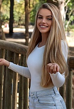 Ukrainian mail order bride Lyudmila from Kyiv with blonde hair and green eye color - image 5