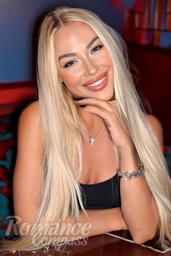 Ukrainian mail order bride Olena from Kyiv with blonde hair and green eye color - image 1