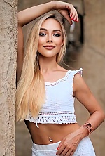 Ukrainian mail order bride Olena from Kyiv with blonde hair and green eye color - image 4