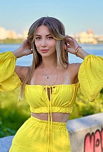 Ukrainian mail order bride Valentyna from Kyiv with blonde hair and brown eye color - image 5