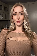 Ukrainian mail order bride Valentyna from Kyiv with blonde hair and brown eye color - image 9