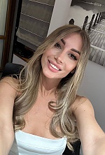 Ukrainian mail order bride Valentyna from Kyiv with blonde hair and brown eye color - image 4