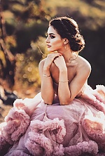 Ukrainian mail order bride Natalia from Praha 10 with brunette hair and brown eye color - image 4