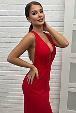 Ukrainian mail order bride Vera from Miami with light brown hair and blue eye color - image 8
