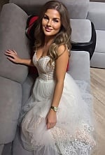 Ukrainian mail order bride Vera from Miami with light brown hair and blue eye color - image 16