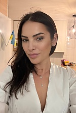 Ukrainian mail order bride Daria from Benidorm with light brown hair and hazel eye color - image 11