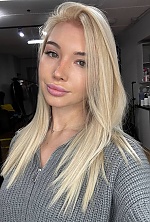 Ukrainian mail order bride Svitlana from Kyiv with blonde hair and green eye color - image 5