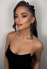 Ukrainian mail order bride Alina from Chisinau with brunette hair and green eye color - image 5