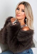 Ukrainian mail order bride Olena from Kyiv with blonde hair and blue eye color - image 4