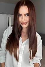 Ukrainian mail order bride Liliya from Lviv with black hair and green eye color - image 2