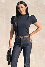 Ukrainian mail order bride Daria from Kyiv with black hair and green eye color - image 3