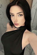 Ukrainian mail order bride Oryna from Berlin with brunette hair and green eye color - image 7