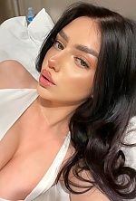 Ukrainian mail order bride Oryna from Berlin with brunette hair and green eye color - image 3